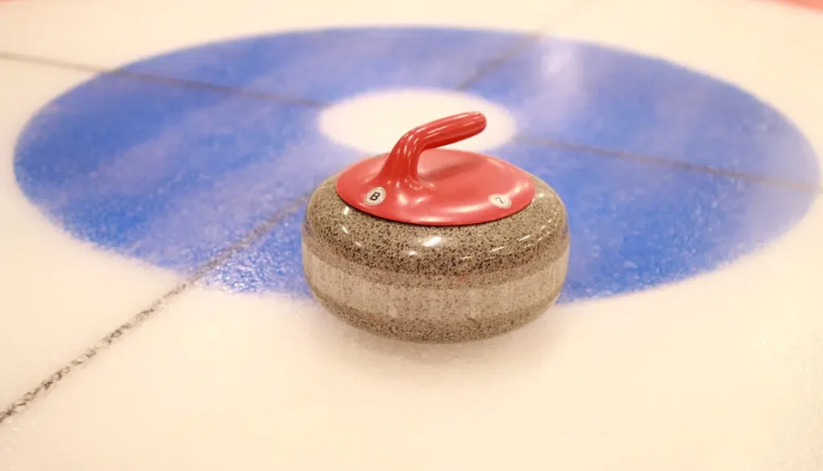 Curling rock in fourfoot