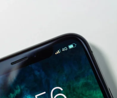 4g LTE Apple Computers Display cell phone cellphone