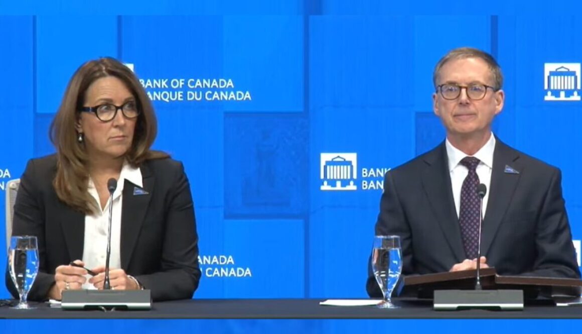 Senior Deputy Governor Carolyn Rogers (left of image) and Governor Tiff Macklem.