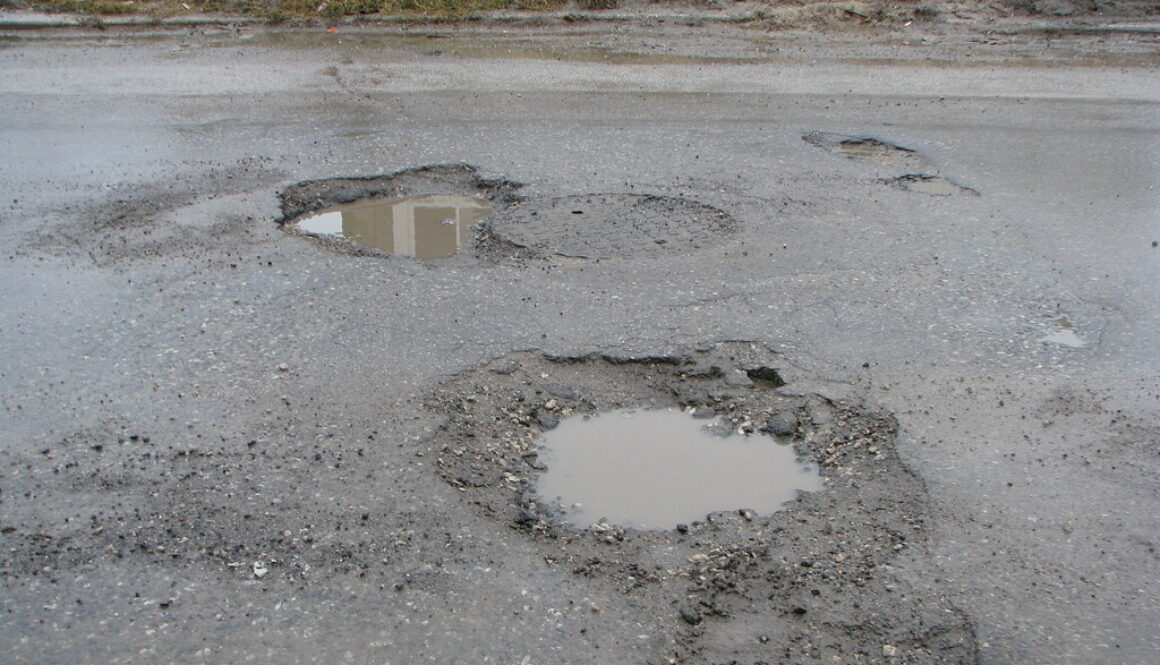 Typical Torontorian Pothole(s)