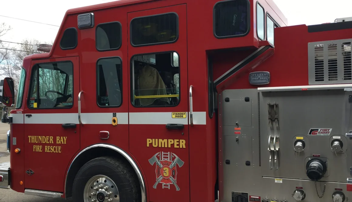 thunder bay fire and rescue pumper