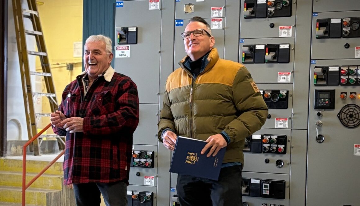 Greg Rickford and Harold Boivin Tom Thompson photo