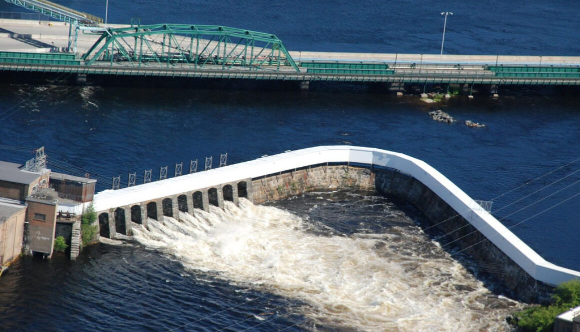 Dam at Fort Frances 2014