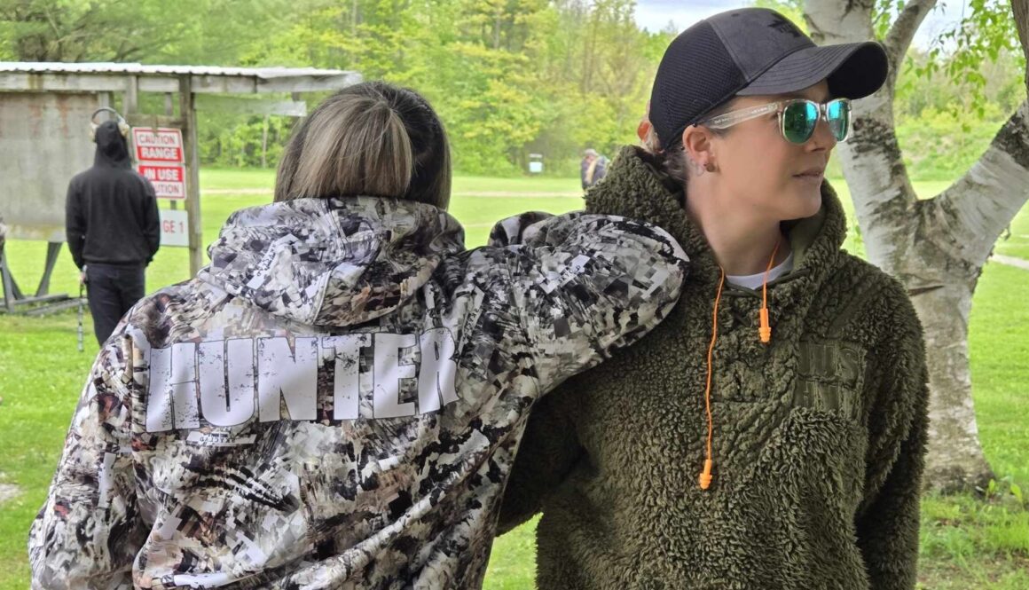 Clothing feature